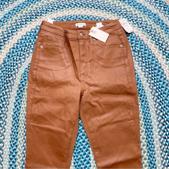 Good American Jeans - Picture 4 of 7